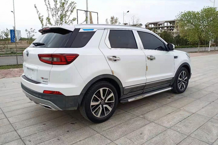 石嘴山二手长安CS55 2018款 1.5T 手动 炫动型 国V